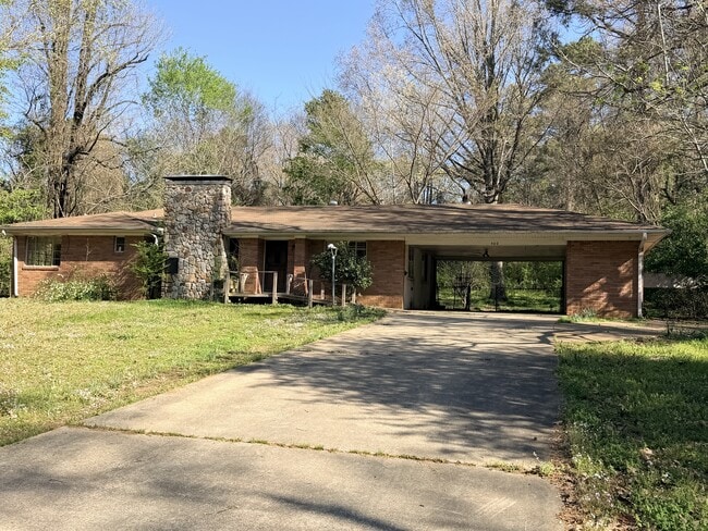 460 Rogers St NW in Camden, AR - Building Photo - Building Photo