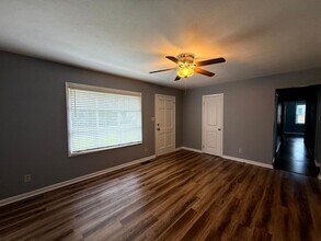 529 Waterbury Dr in Fayetteville, NC - Building Photo - Building Photo
