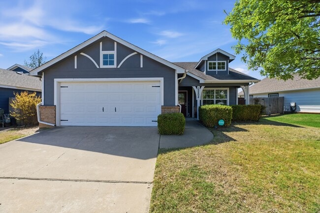 property at 15208 E 108th Pl N