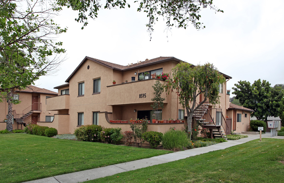 Mesa View Apartments in Santee, CA - Foto de edificio