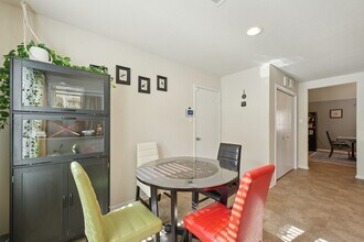 2222 Mountain Quail Wy in Conroe, TX - Foto de edificio - Building Photo