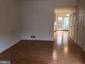 4314 Mallory Hill Ln in Fairfax, VA - Building Photo - Building Photo