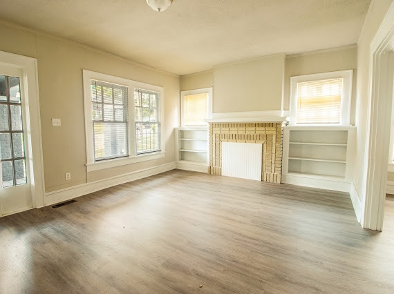 property at 1611 15th Ave N