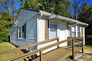 720 Houston Ave in Maryville, TN - Building Photo