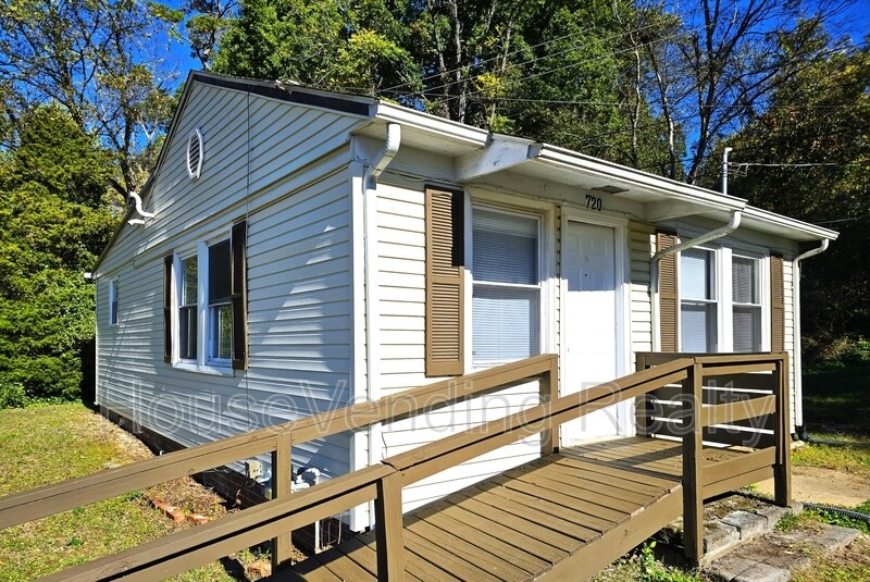 720 Houston Ave in Maryville, TN - Building Photo