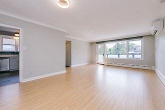 159 Indian Rd in Toronto, ON - Building Photo - Building Photo