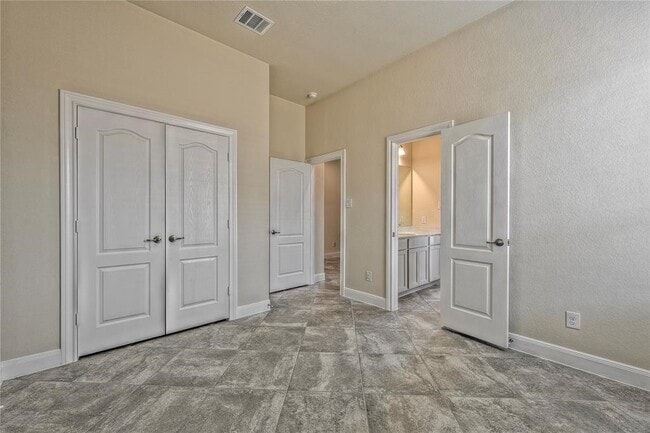 11927 Champion's Frst Dr