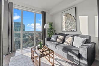 15 John St in Toronto, ON - Building Photo - Building Photo