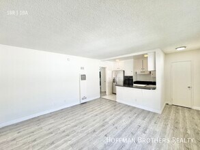 3718 Mentone Ave, Unit 7 in Los Angeles, CA - Building Photo - Building Photo