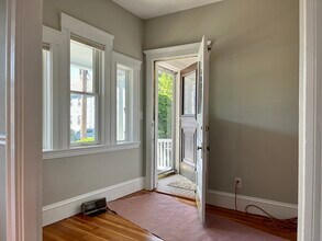 72 Everett St in Arlington, MA - Building Photo - Building Photo