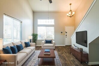 9875 Worthington Blvd in Fishers, IN - Building Photo - Building Photo