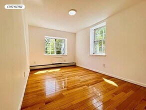 1441 5th Ave in New York, NY - Foto de edificio - Building Photo