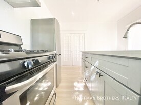 400 N Ave 54 in Los Angeles, CA - Building Photo