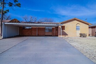 5416 49th St in Lubbock, TX - Building Photo