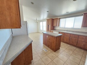 74815 Indianola Dr in Twentynine Palms, CA - Building Photo - Building Photo