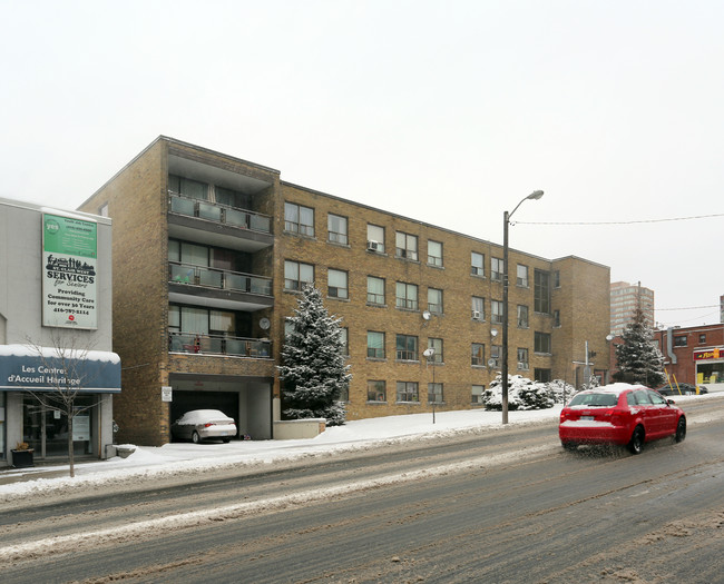 Li Mar Apartments in Toronto, ON - Building Photo - Building Photo