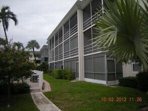 1439 S Ocean Blvd in Pompano Beach, FL - Building Photo - Building Photo