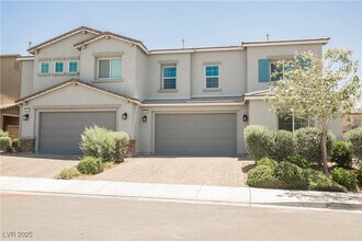 7002 Fossil Rim St in North Las Vegas, NV - Building Photo - Building Photo