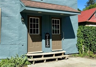2117 Main St in Cazenovia, NY - Building Photo - Building Photo