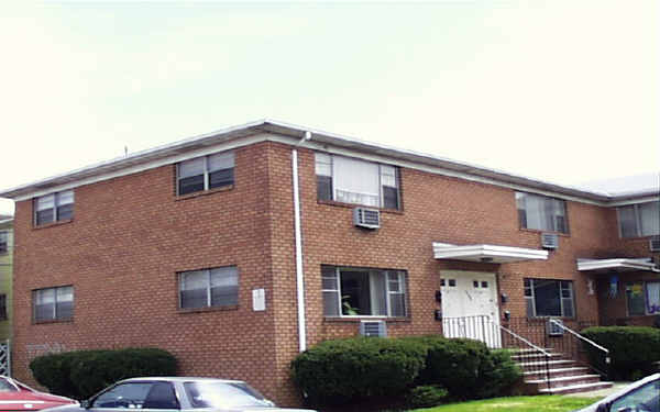 5600-5606 Jefferson St in West New York, NJ - Building Photo - Building Photo