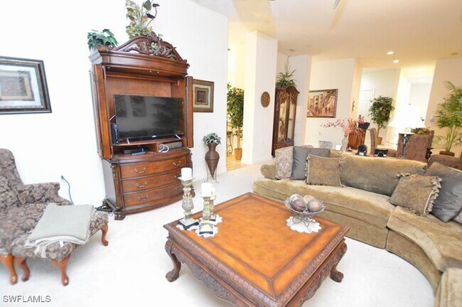 property at 9267 Museo Cir