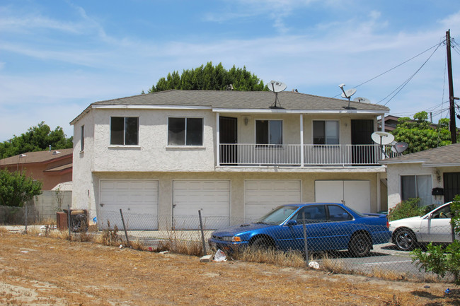 9003 Dudlext Ave in South Gate, CA - Building Photo - Building Photo