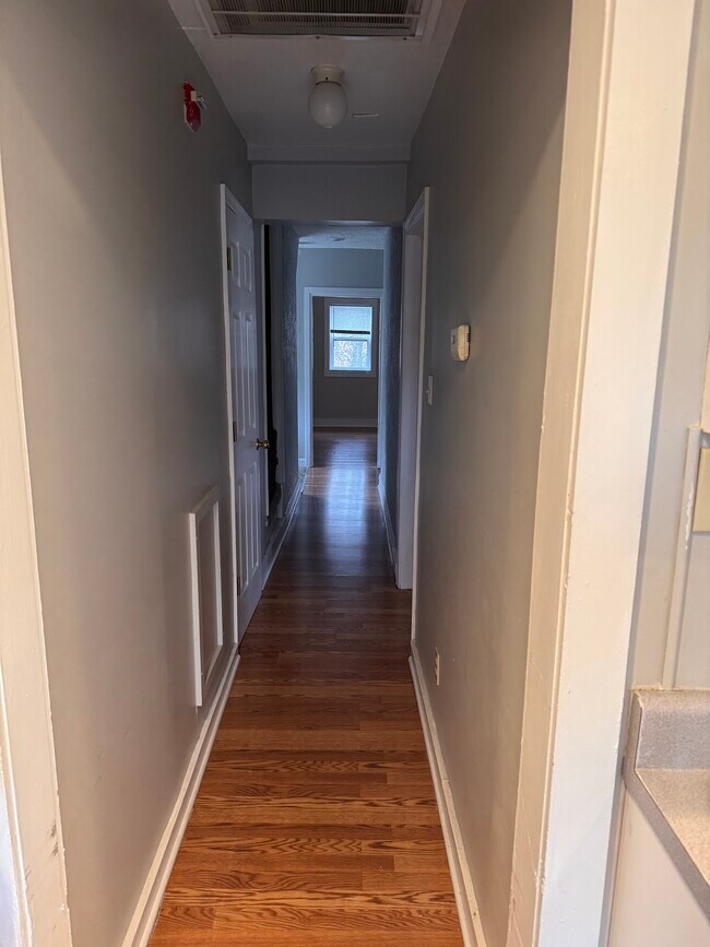 69 S Main St in Medford, NJ - Building Photo - Building Photo