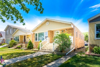 5218 S Normandy Ave in Chicago, IL - Building Photo - Building Photo