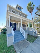 901 Broadway Avenue J in Galveston, TX - Building Photo