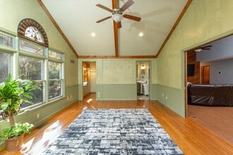 3915 Stone Creek Cir in Cumming, GA - Building Photo - Building Photo
