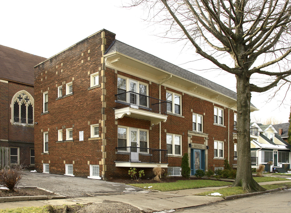 Huntmere in Cleveland, OH - Foto de edificio