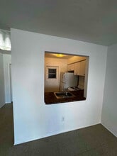 2408 NW 16th St Rd in Miami, FL - Building Photo - Building Photo