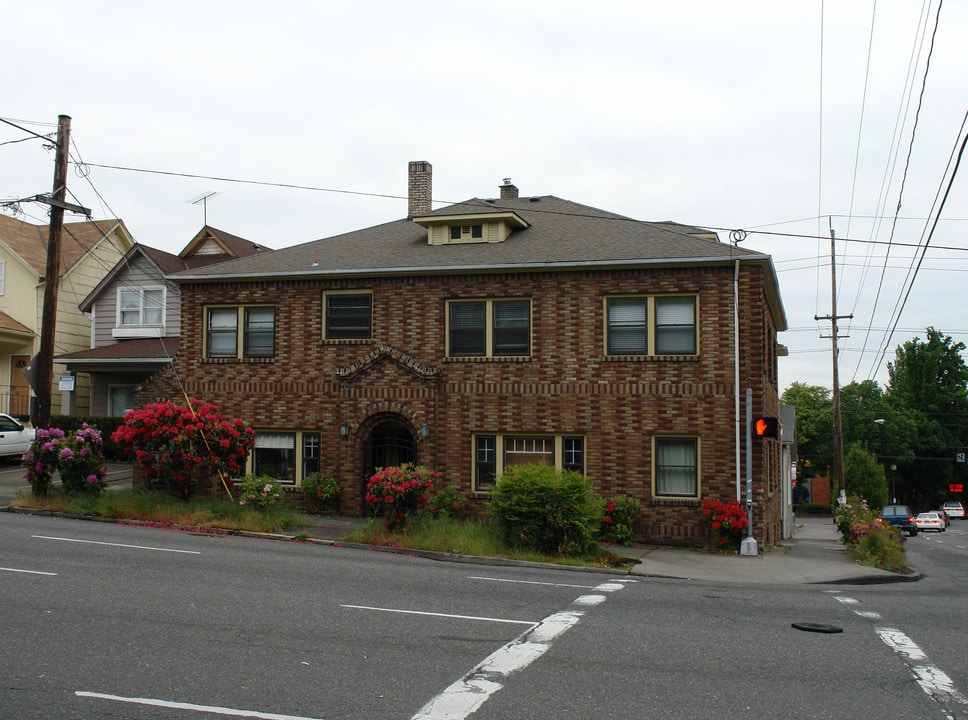 2436-2442 SW 5th Ave in Portland, OR - Building Photo