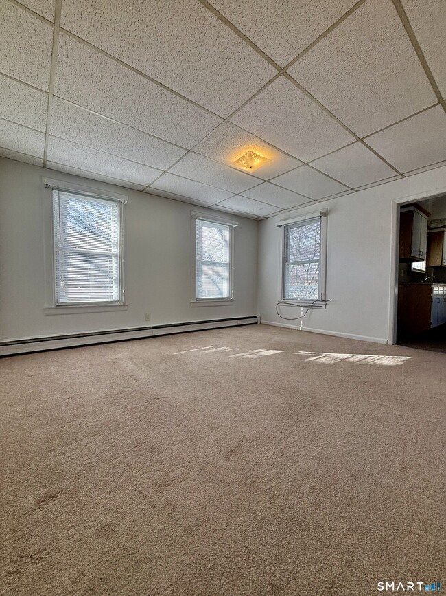 73 Peck St in Norwich, CT - Building Photo - Building Photo