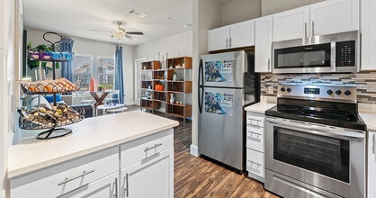 Parallax @ Georgetown Apartments in Georgetown, TX - Building Photo - Building Photo