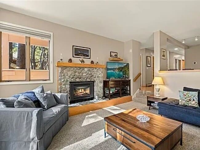 144 Village Blvd in Incline Village, NV - Building Photo - Building Photo