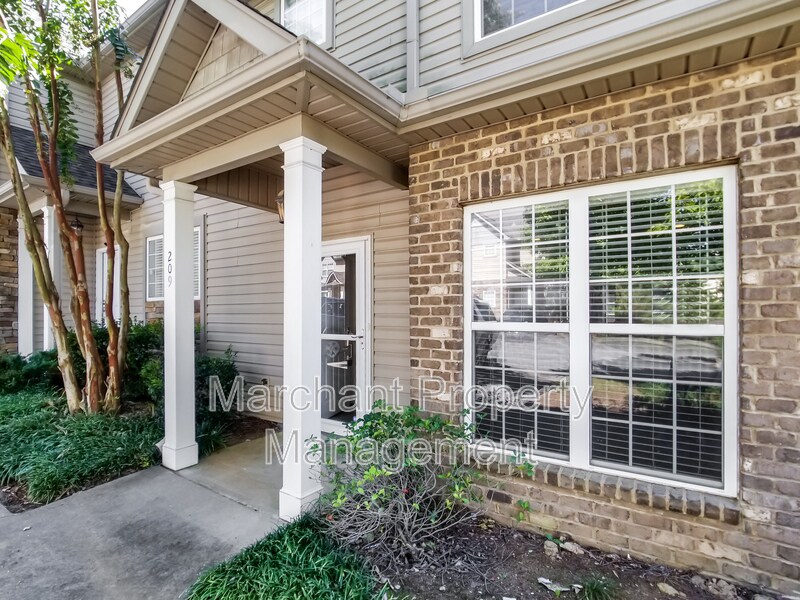 209 Ashby Dr in Greenville, SC - Building Photo