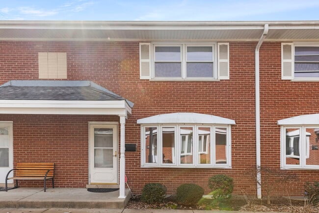 509 Barnsdale Rd in La Grange Park, IL - Building Photo - Building Photo