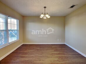 1361 E Nir Shreibman in La Vergne, TN - Building Photo - Building Photo