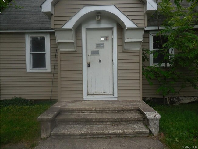 10 Edmunds Ln-Unit -B in Pine Bush, NY - Building Photo - Building Photo