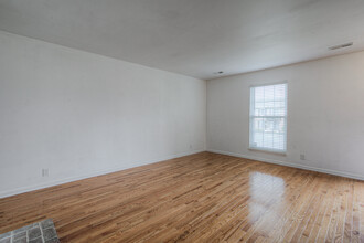5748 Brentwood Trace in Brentwood, TN - Foto de edificio - Building Photo