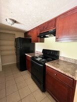 142 Viking Ct, Unit 04