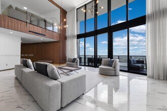 18555 Collins Ave in Sunny Isles Beach, FL - Building Photo - Building Photo