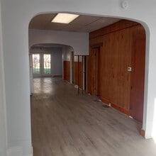 317 19th St, Unit 1 in Watervliet, NY - Foto de edificio - Building Photo