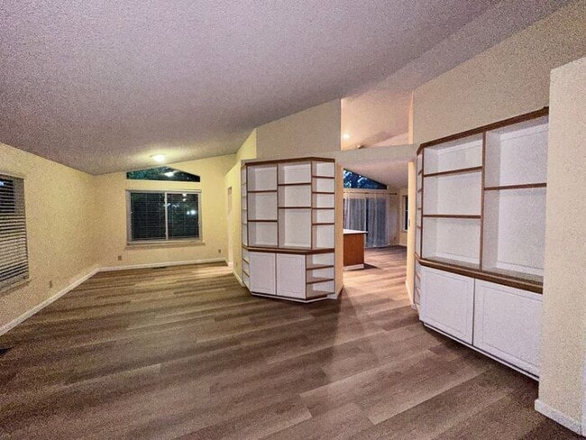 1262 Valley Creek Rd in Reno, NV - Building Photo - Building Photo