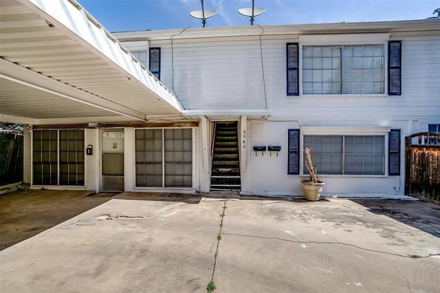 3562 W 4th St-Unit -A - downstairs in Fort Worth, TX - Building Photo