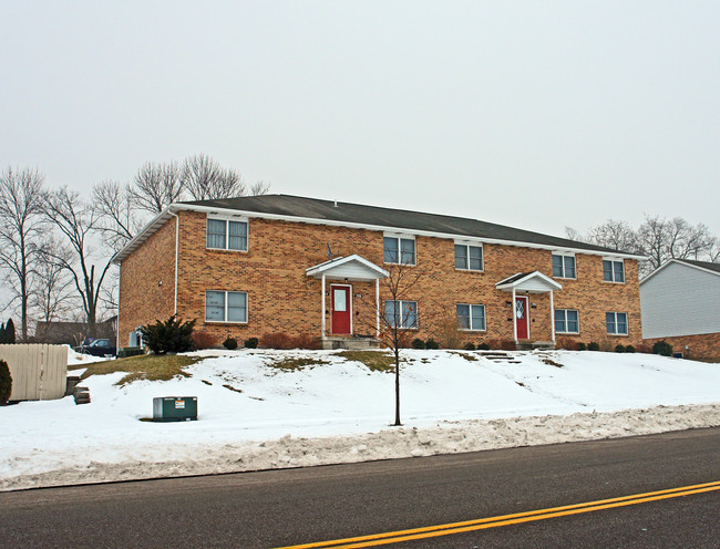 2904-2916 Red Coach Dr in Springfield, OH - Foto de edificio - Building Photo