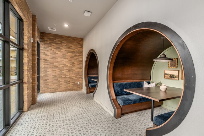 Tisdale at Lakeline Station Apartments