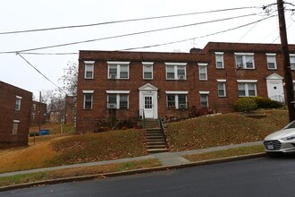 2629 30th St SE in Washington, DC - Building Photo - Building Photo