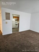 170 Riley St in Dundee, MI - Building Photo - Building Photo